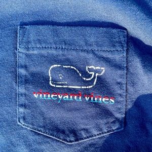 Woman’s SM Vineyard Vines long sleeve T—like new